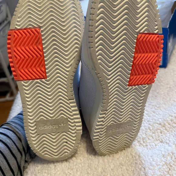 *Sold* Adidas sneakers. Never worn - Picture 10 of 12